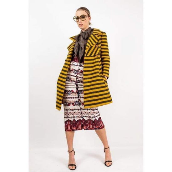 Photo and styling by Carla Rey.  Model: Venice Ohleyer