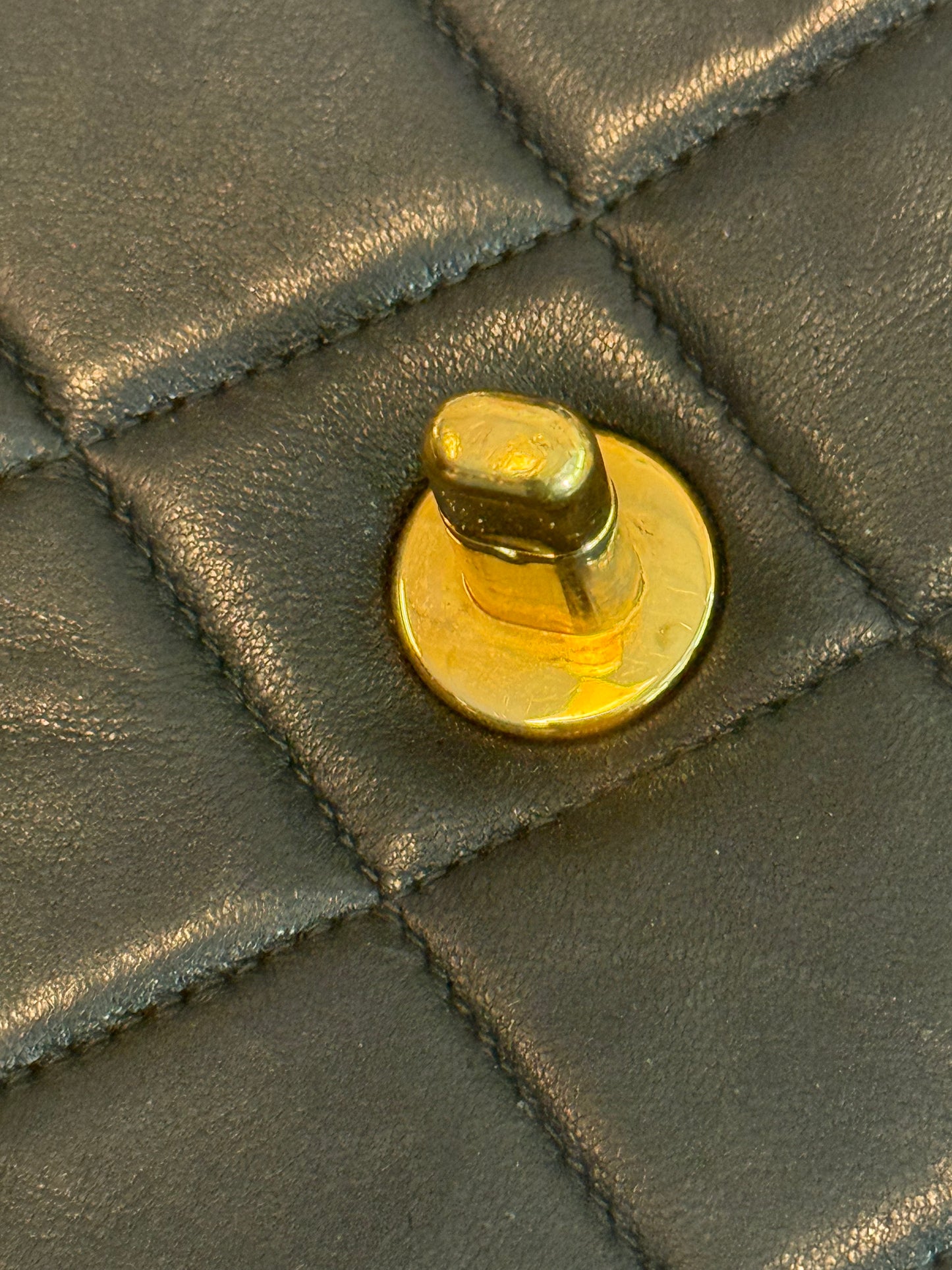 Vintage CC flap bag